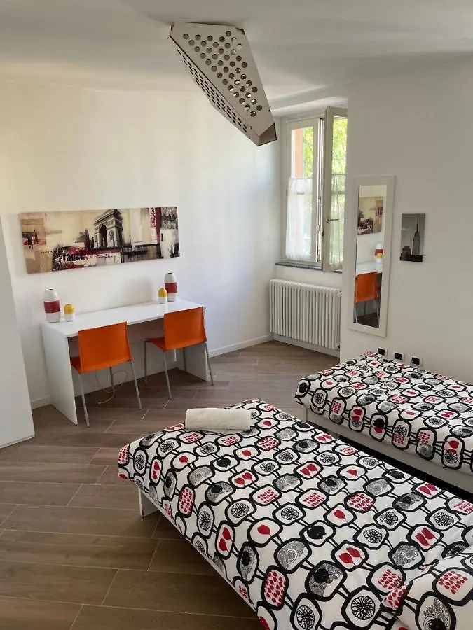 Dreams Hostel Lecco Italy